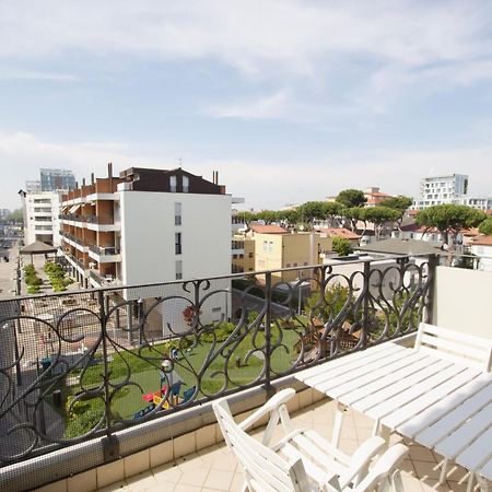 Bagni Miramare - Home Immobiliare Jesolo ภายนอก รูปภาพ
