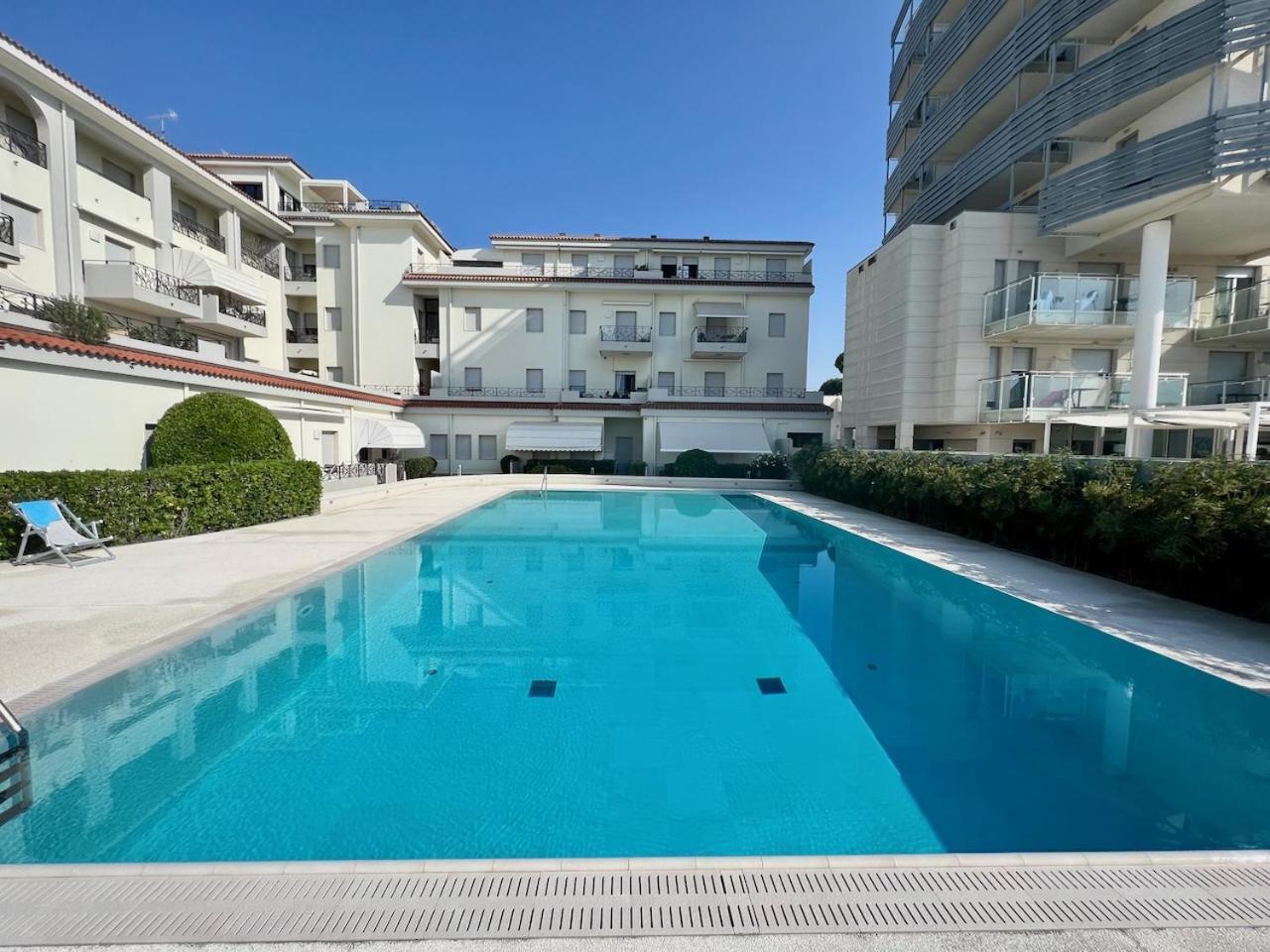 Bagni Miramare - Home Immobiliare Jesolo ภายนอก รูปภาพ