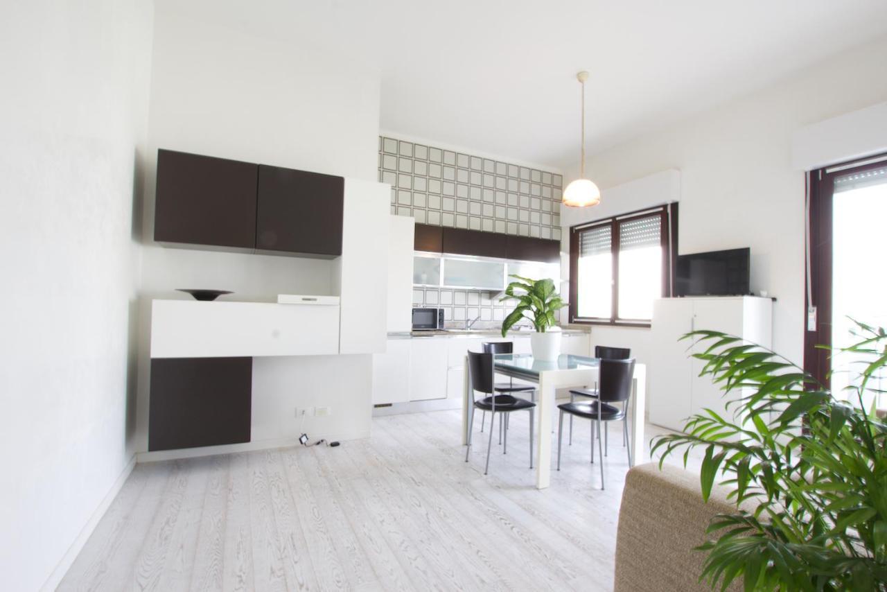 Bagni Miramare - Home Immobiliare Jesolo ภายนอก รูปภาพ