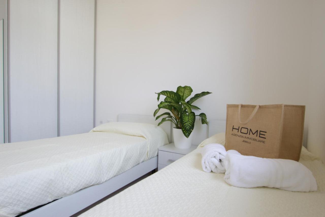 Bagni Miramare - Home Immobiliare Jesolo ภายนอก รูปภาพ